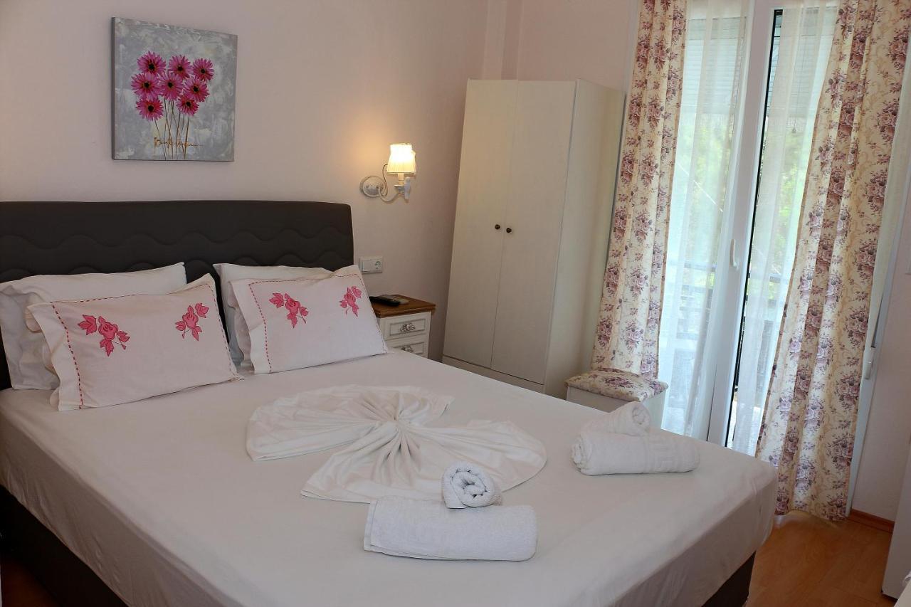 Kristal Hotel 프리노스 외부 사진