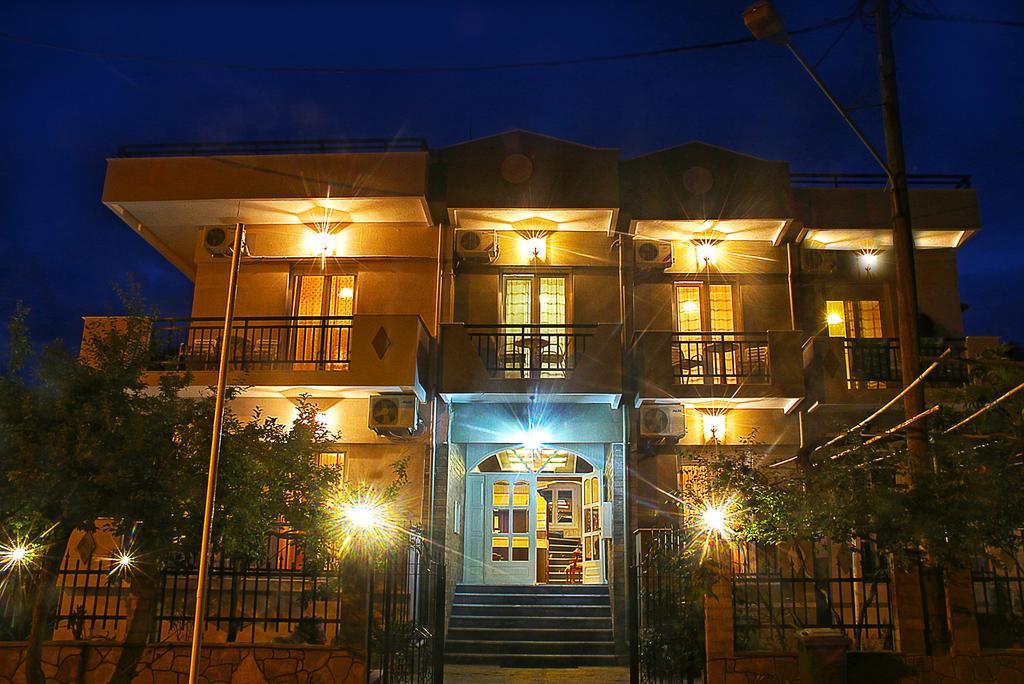 Kristal Hotel 프리노스 외부 사진